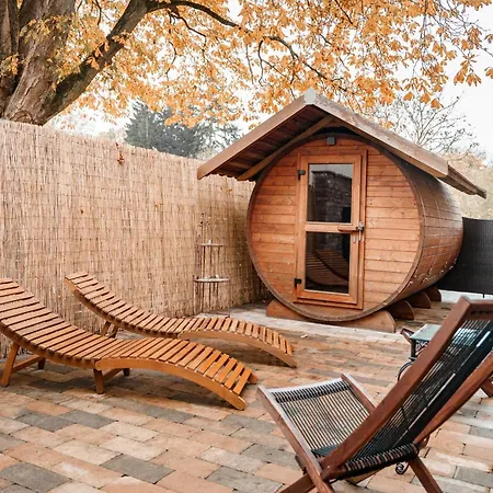 Urban Jungle Rundum Entspannung Mit Sauna *