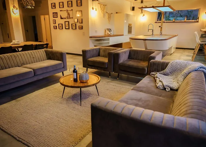 Urban Jungle Rundum Entspannung Mit Sauna Δωμάτια σε οικογενειακή κατοικία